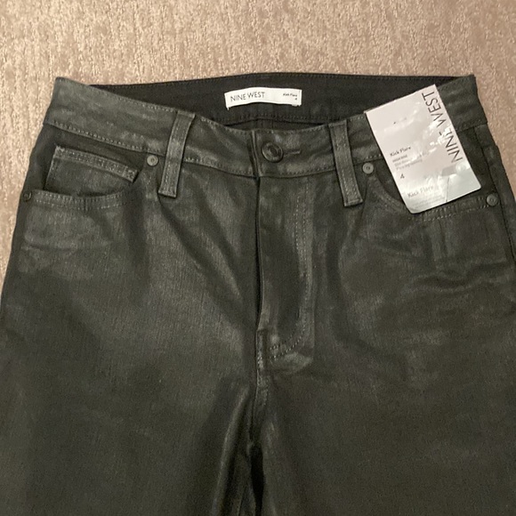 Nine West kick flare high rise cropped coated black jeans, Sz 4 - Picture 2 of 4